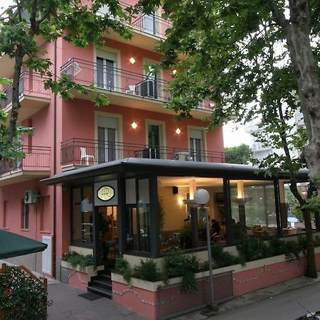 Hotel Villa Rossi Bellaria-Igea Marina Bagian luar foto